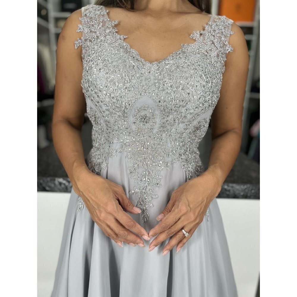NWT May Queen Silver Embroidered A-Line Dress $118 - Picture 6 of 15